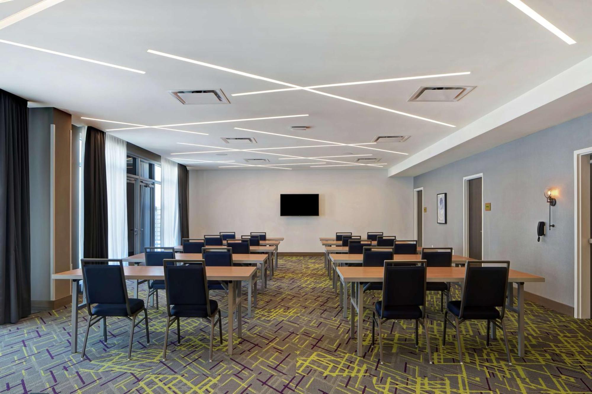 Home2 Suites By Hilton Charlotte Uptown Exteriör bild