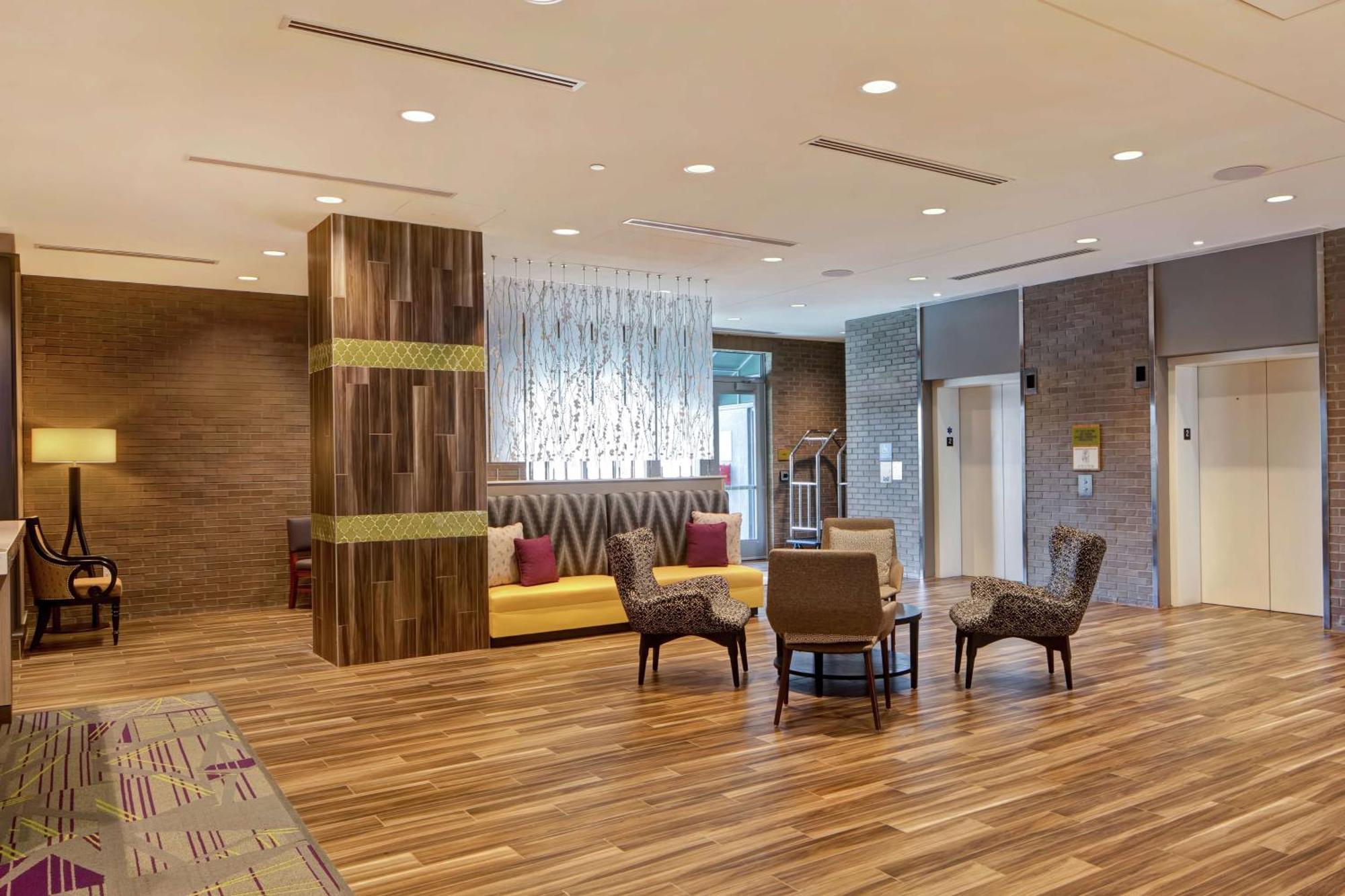 Home2 Suites By Hilton Charlotte Uptown Exteriör bild