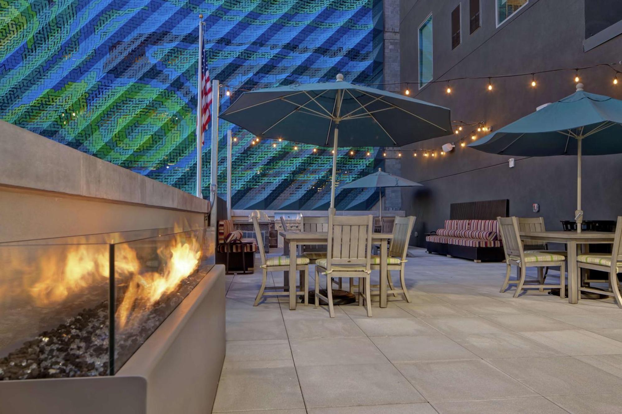 Home2 Suites By Hilton Charlotte Uptown Exteriör bild