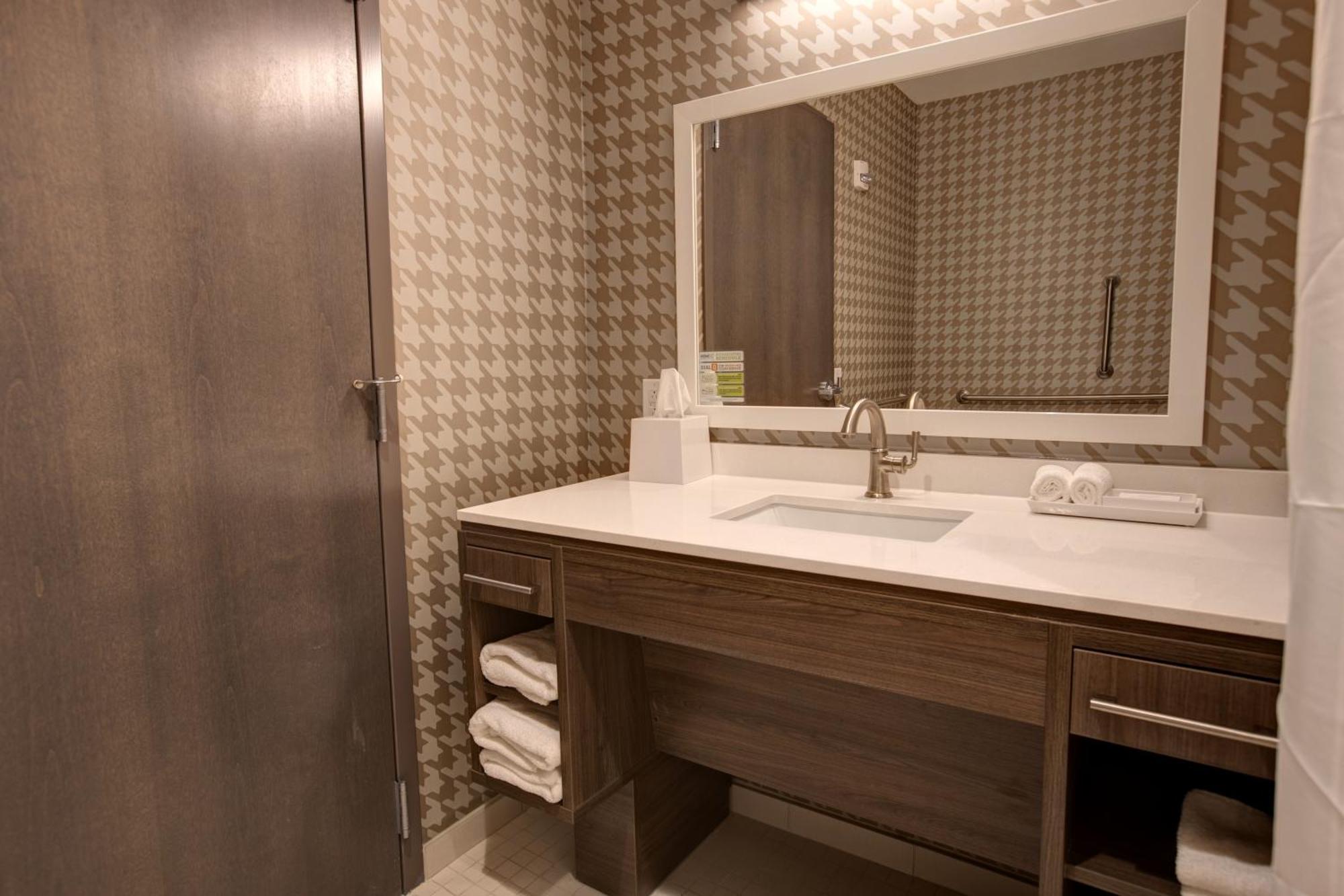 Home2 Suites By Hilton Charlotte Uptown Exteriör bild